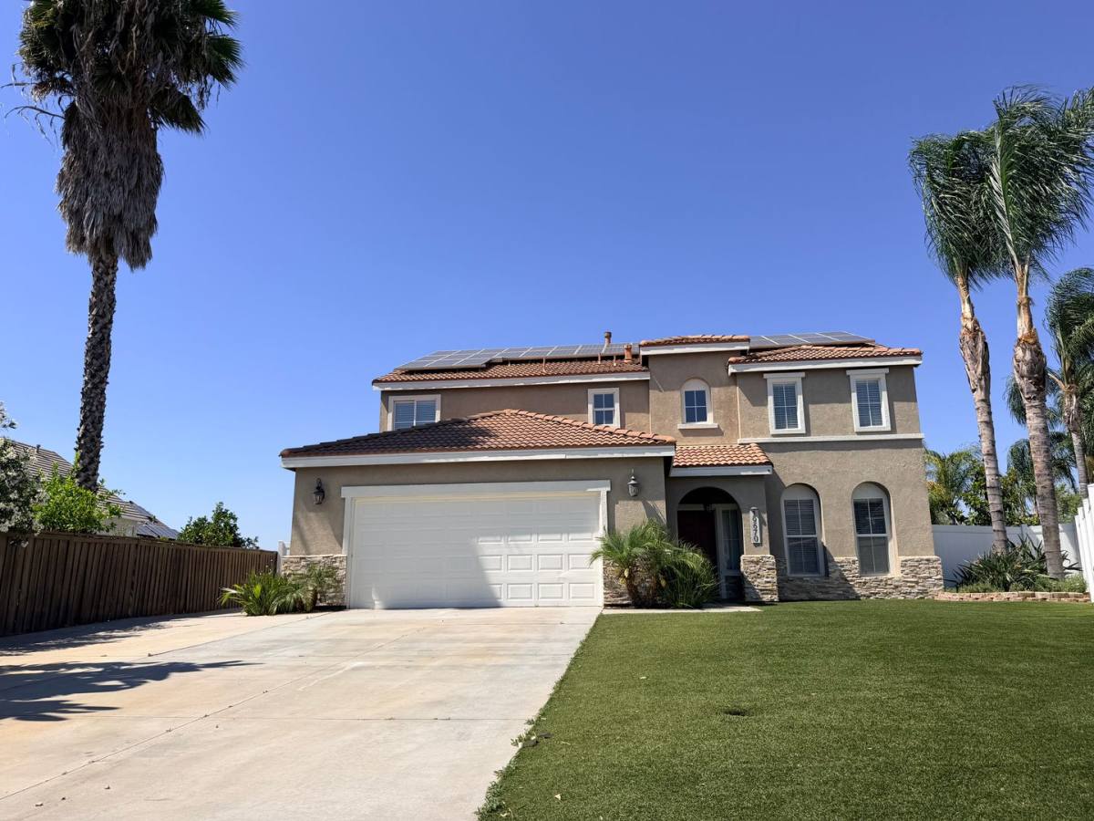 House for rent at 19670 John F Kennedy Dr, Riverside, CA 92508