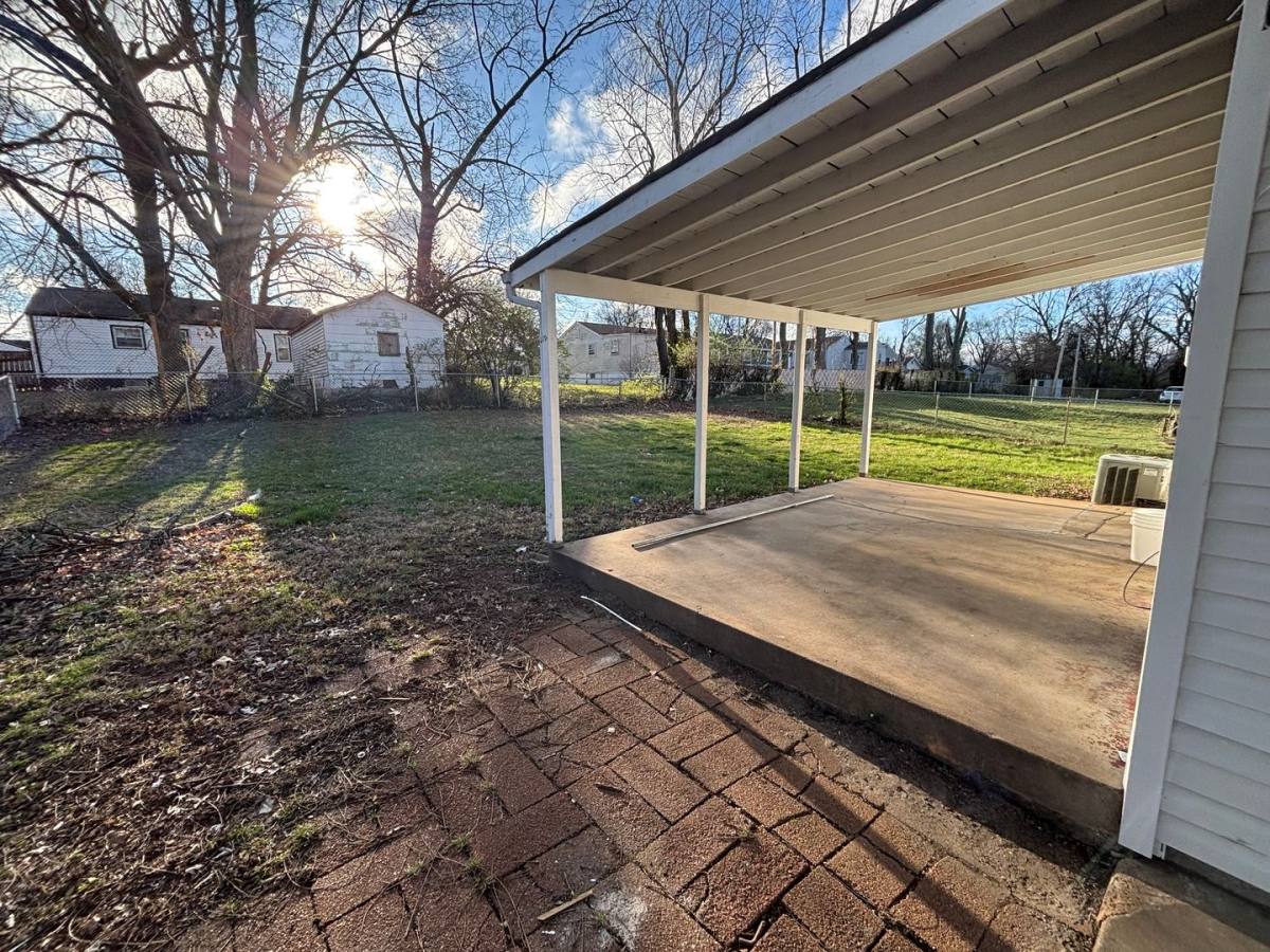 House for rent at 6118 Hancock Ave, Saint Louis, MO 63134