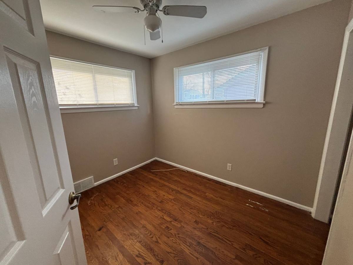 House for rent at 6118 Hancock Ave, Saint Louis, MO 63134