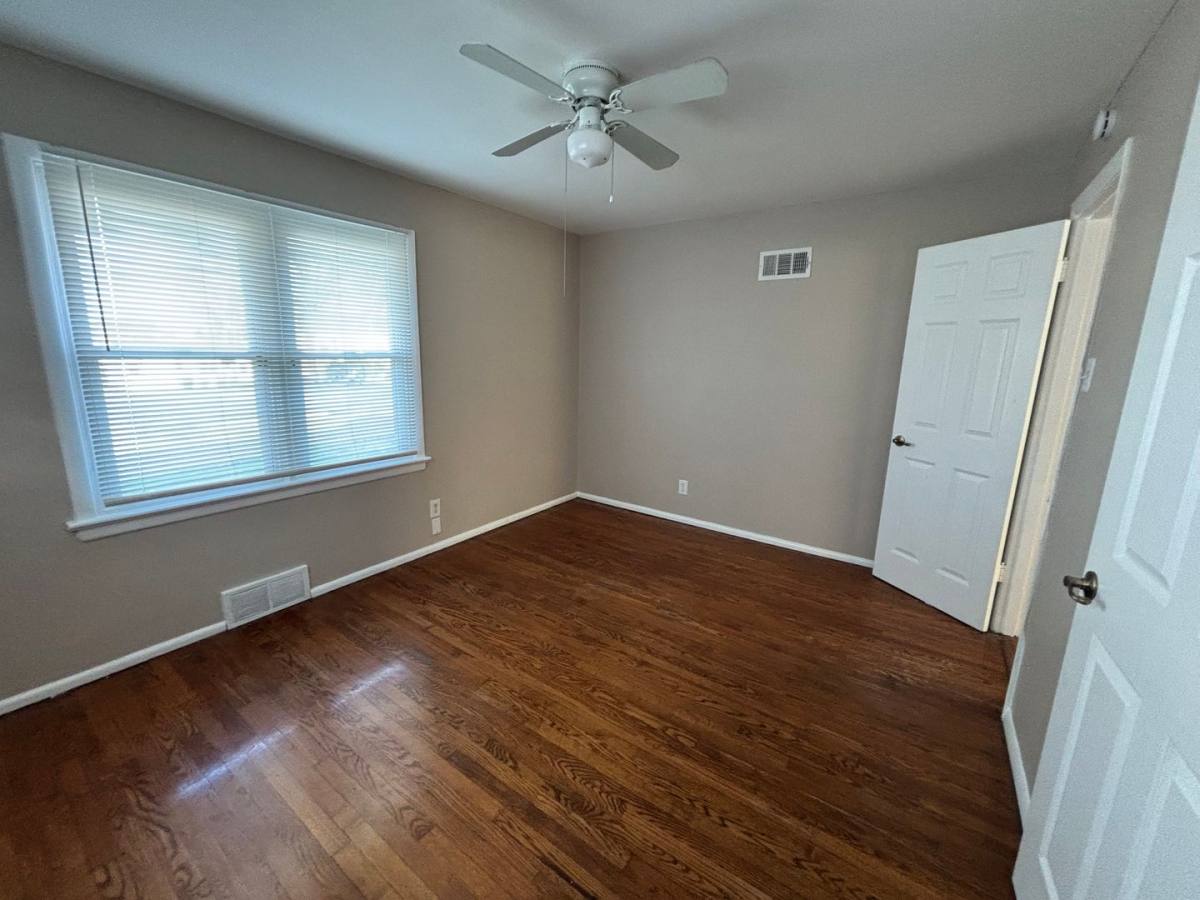 House for rent at 6118 Hancock Ave, Saint Louis, MO 63134