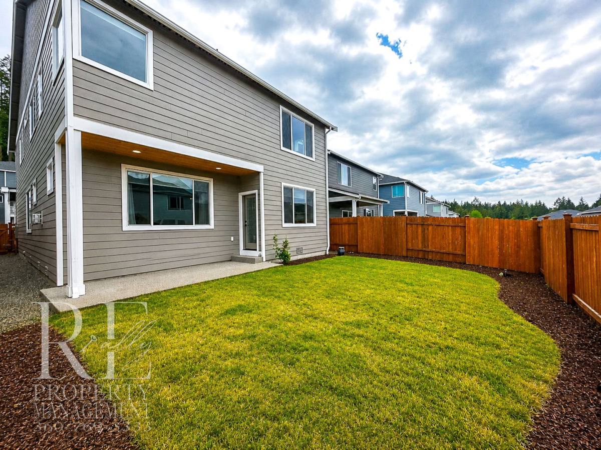 House for rent at 1935 Rustling Fir Lane NW, Silverdale, WA 98383
