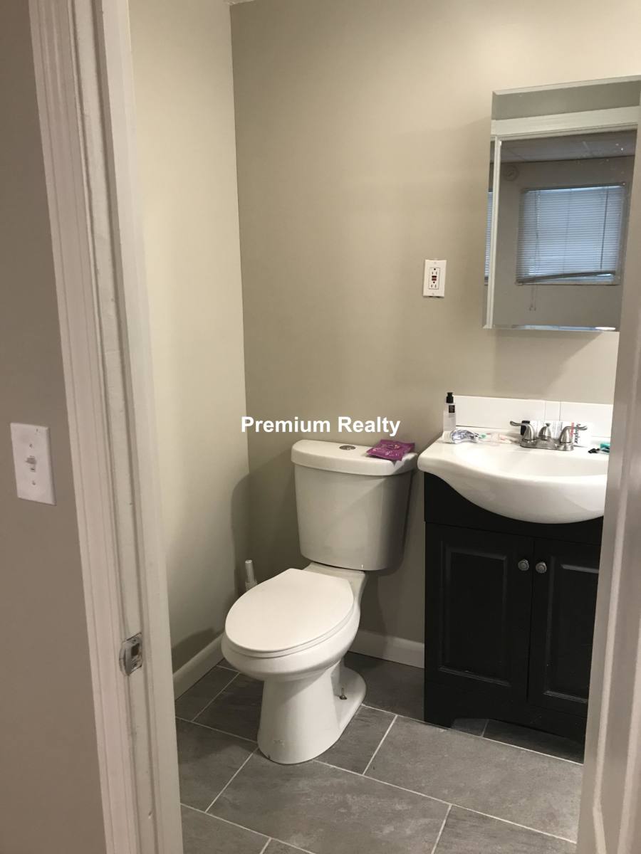 Apartment for rent at 15 Aberdeen #AB, Boston, MA 02215