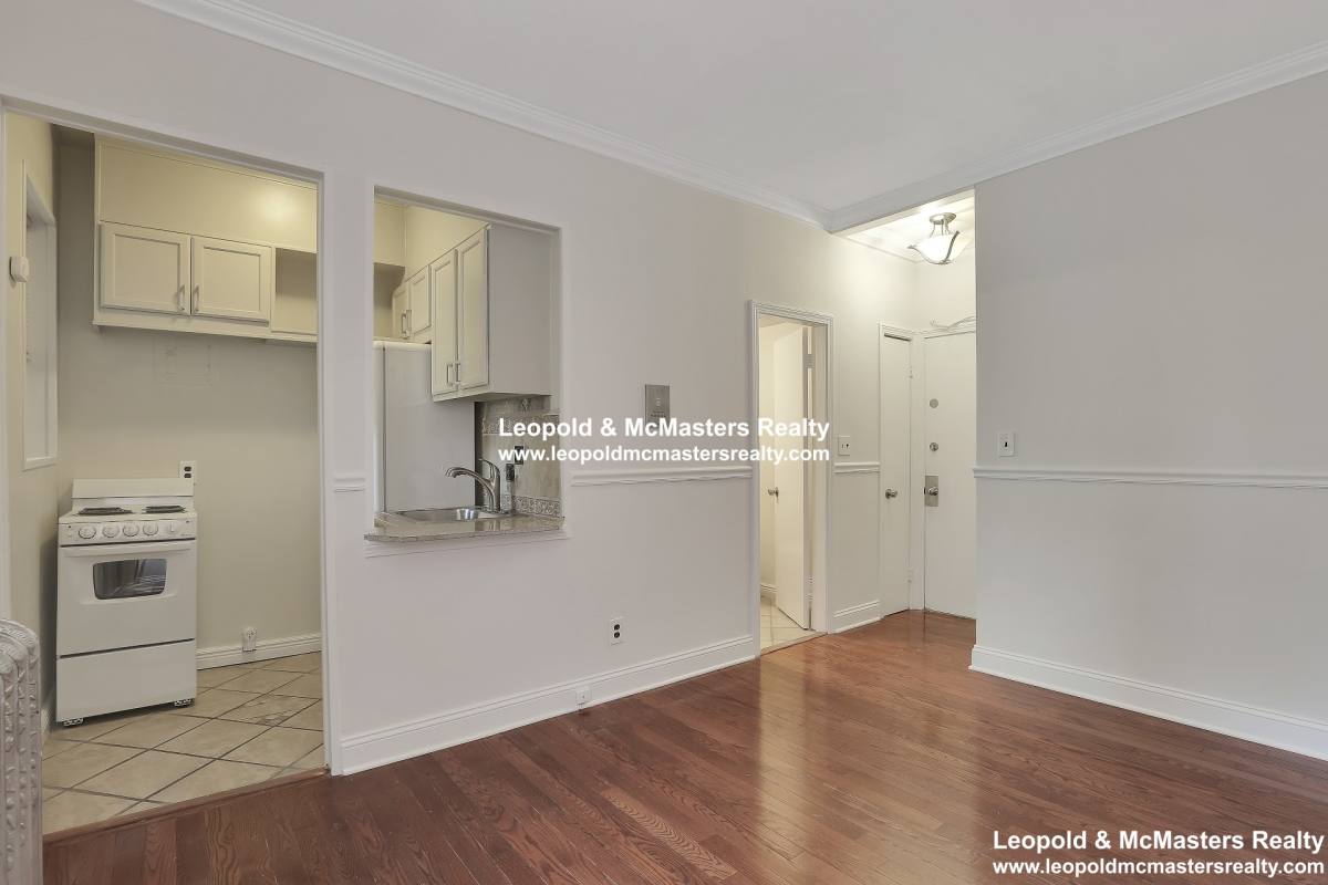 Apartment for rent at 34 Winchester St #9, Brookline, MA 02446