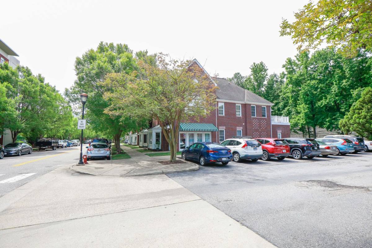 Apartment for rent at 179 Herman Melville Ave, Newport News, VA 23606