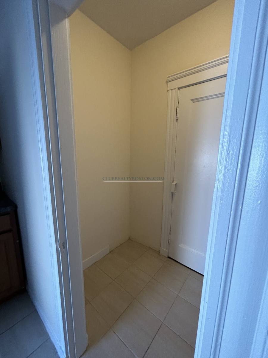 Apartment for rent at 127 Washington St #53, Brighton, MA 02135