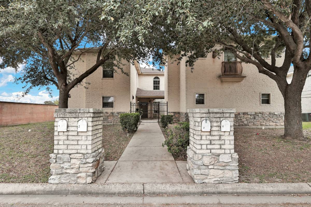 Apartment for rent at 2102 Kimberly Lane, Edinburg, TX 78541