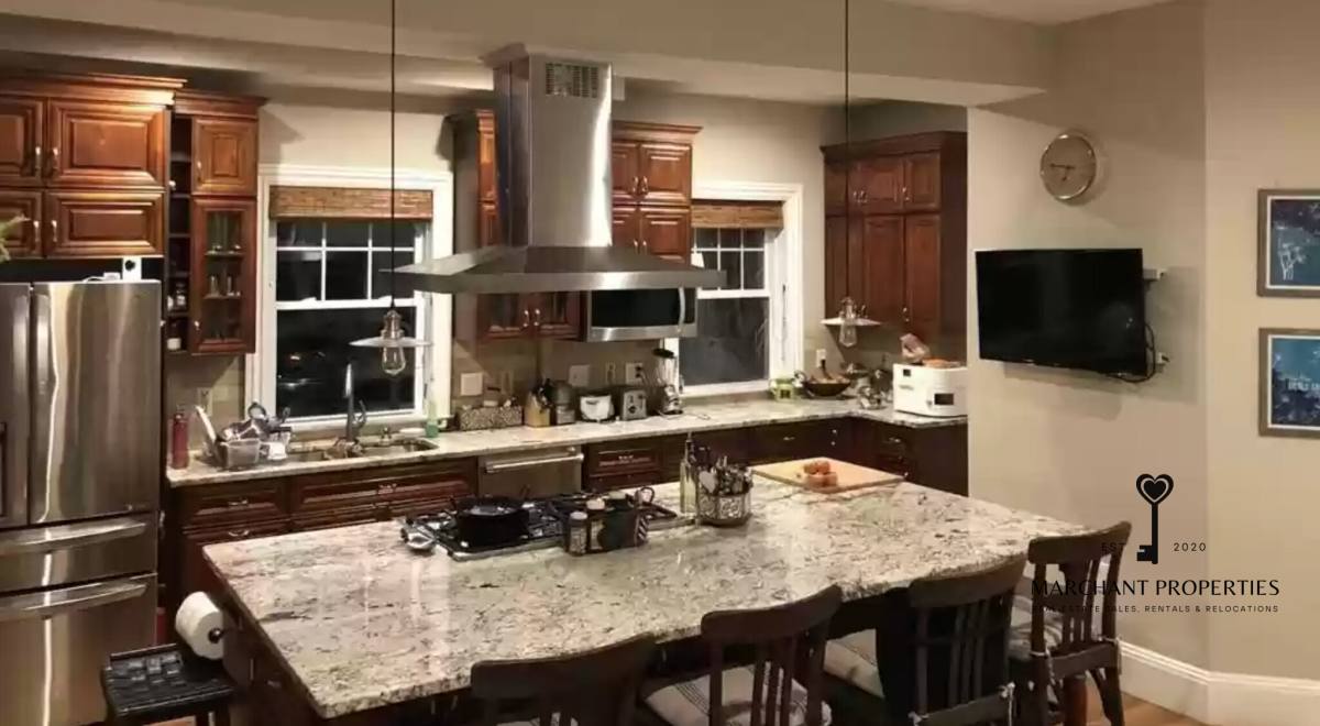 Apartment for rent at 108 Walnut #108, Newtonville, MA 02460
