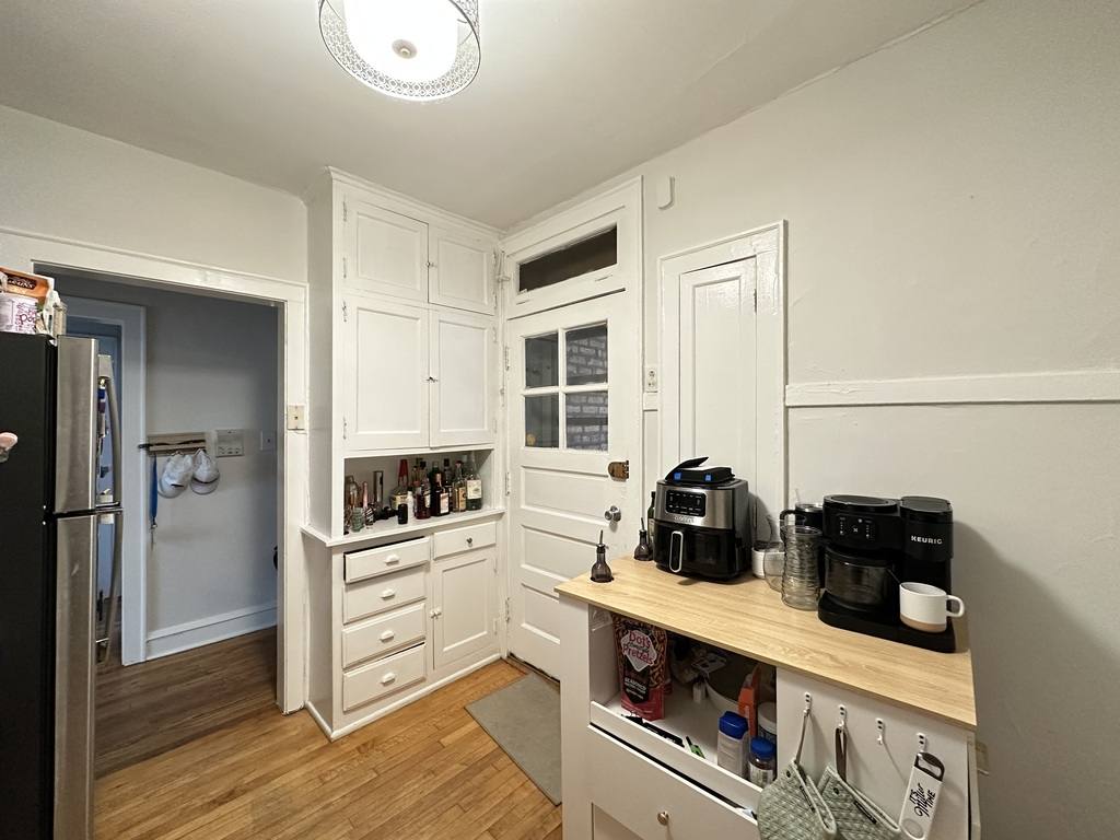 Apartment for rent at 2131 Giddings #A4, Chicago, IL 60625