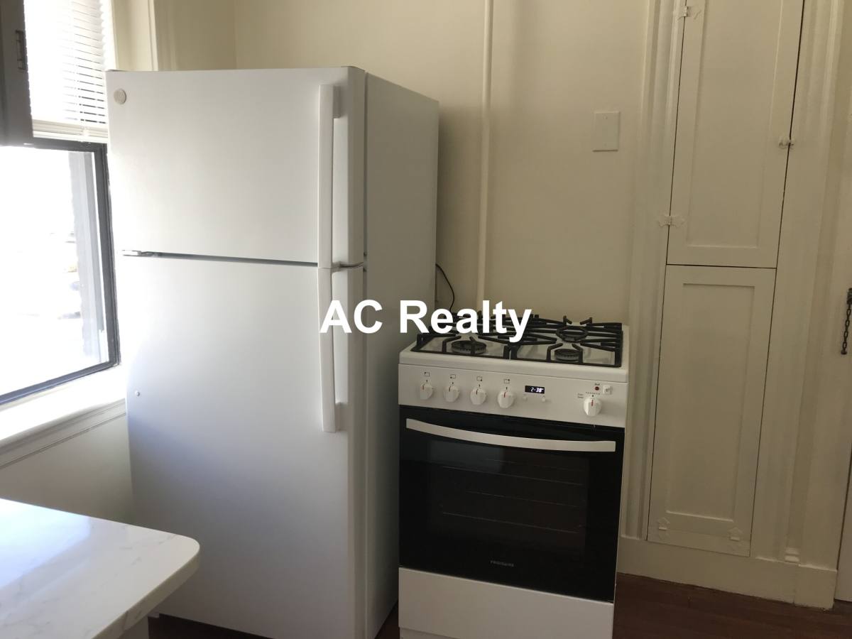 Apartment for rent at 68 Washington St #9, Malden, MA 02148