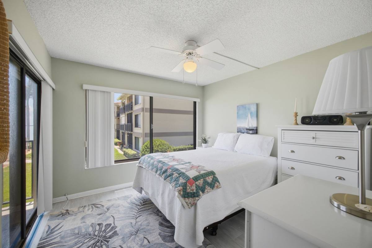 Condo for rent at 6322 Palma Del Mar Blvd S, Saint Petersburg, FL 33715