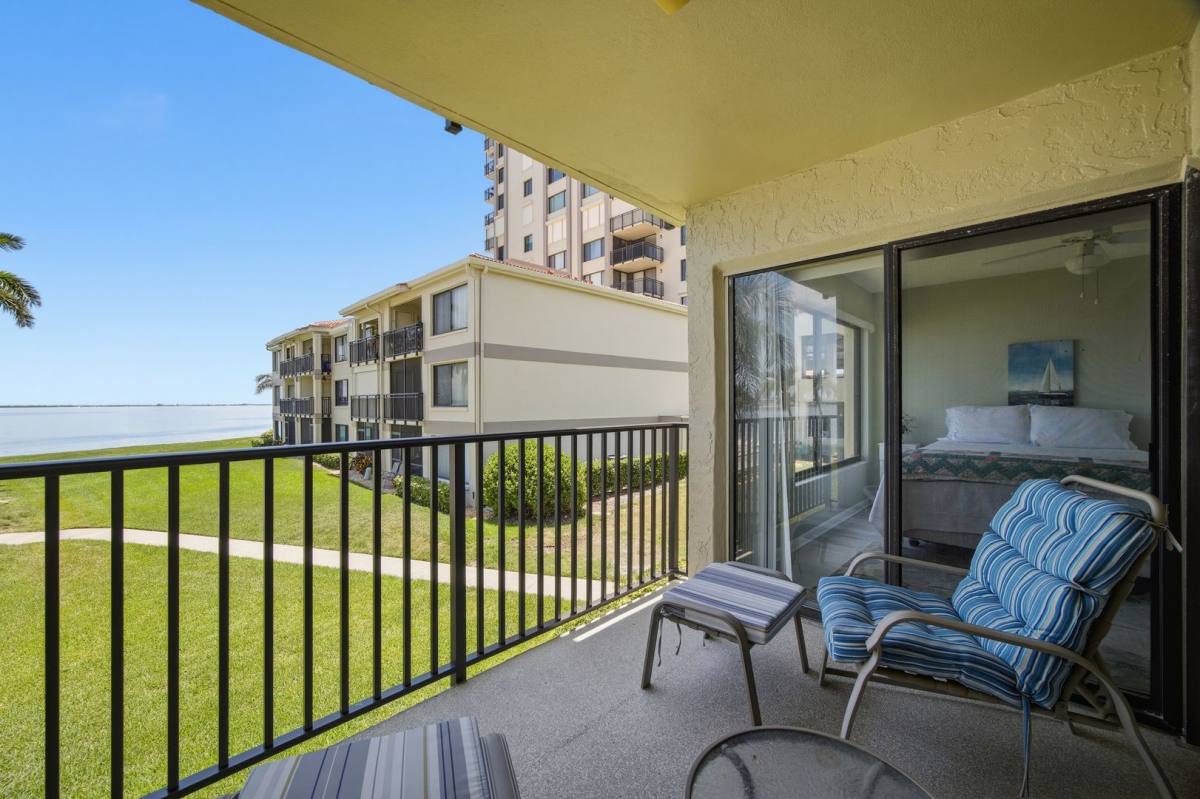Condo for rent at 6322 Palma Del Mar Blvd S, Saint Petersburg, FL 33715