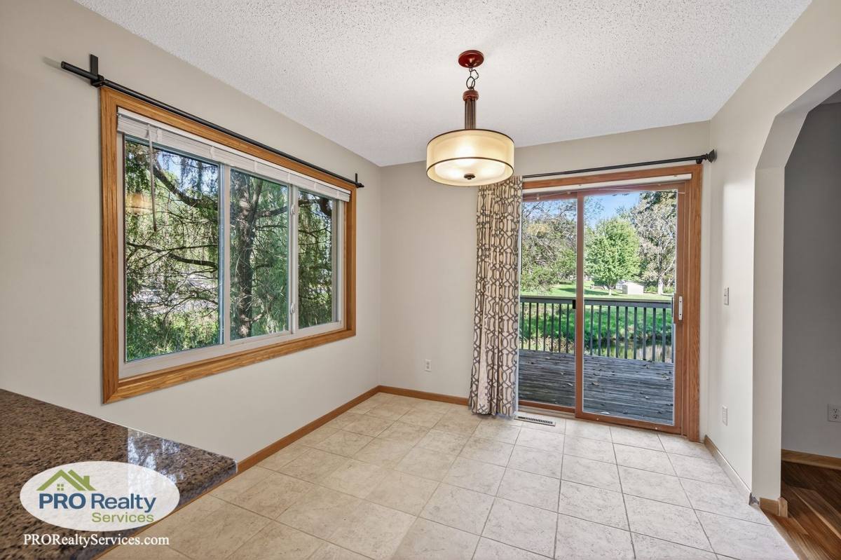 House for rent at 12152 Robin Rd, Osseo, MN 55369