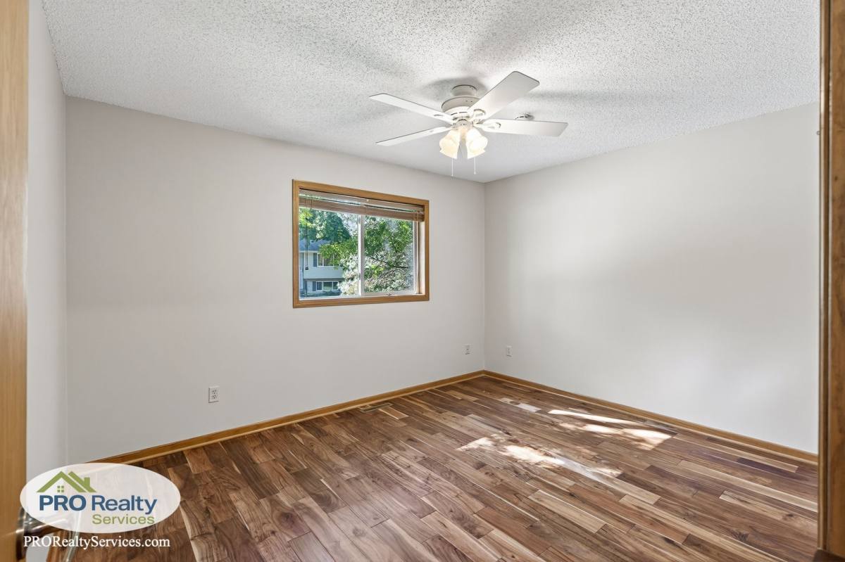 House for rent at 12152 Robin Rd, Osseo, MN 55369