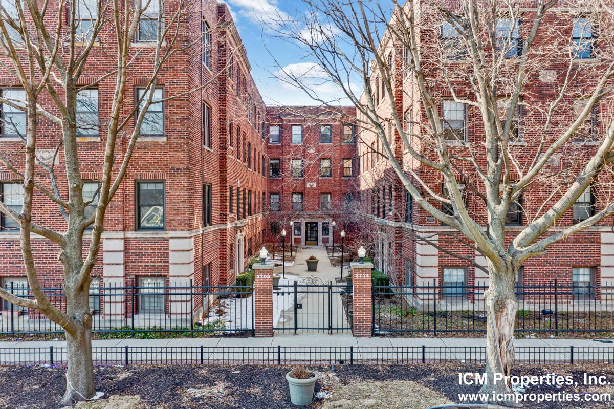 Apartment for rent at 3708 N Sheffield Ave #207, Chicago, IL 60613