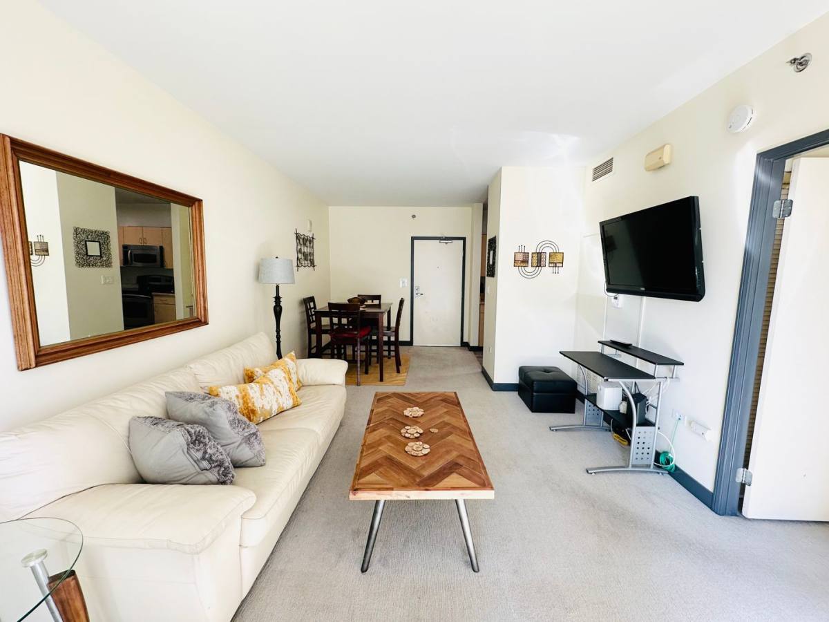 House for rent at 425 W Beech, San Diego, CA 92101