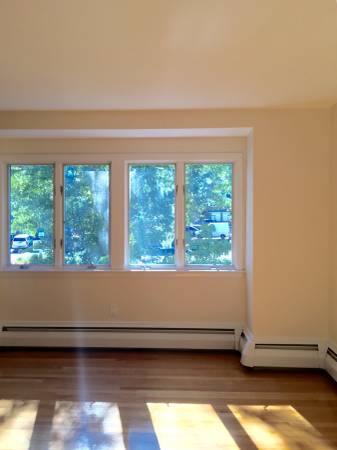 Townhouse for rent at 1017 W Roxbury Parkway, Chestnut Hill, MA 02467