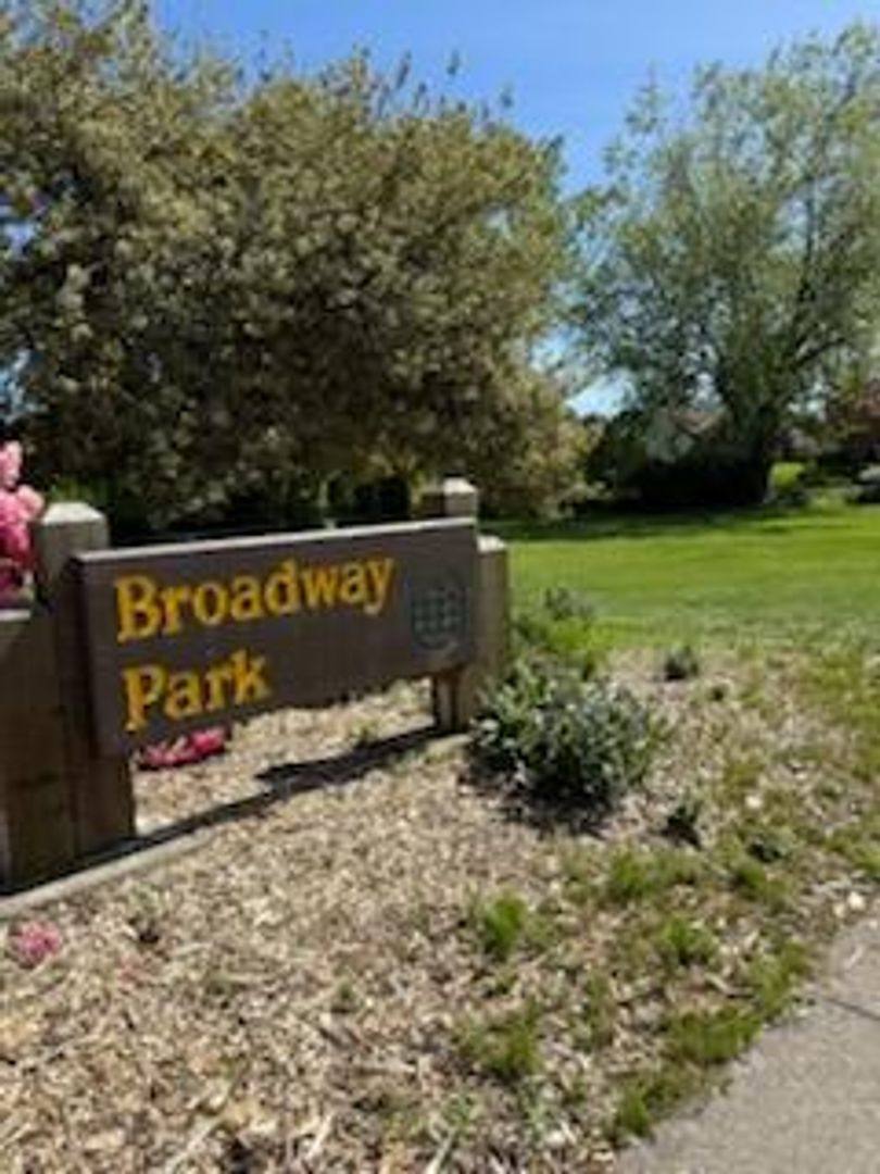 Apartment for rent at 2300 Broadway, Bellingham, WA 98225