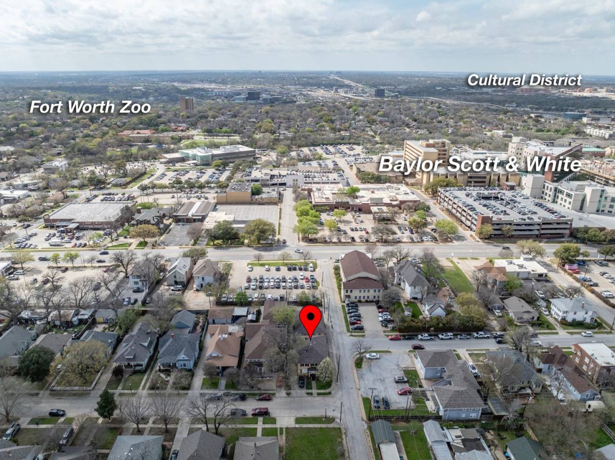 Apartment for rent at 1501 W Myrtle St, Fort Worth, TX 76104