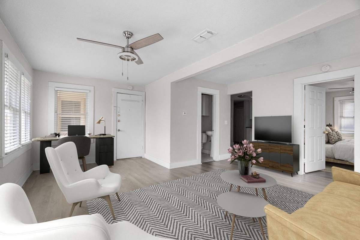 Apartment for rent at 1501 W Myrtle St, Fort Worth, TX 76104