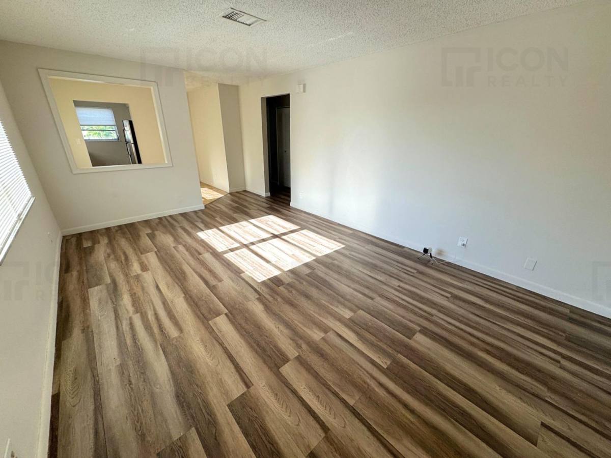 Apartment for rent at 215 NW 25th St, Fort Lauderdale, FL 33311