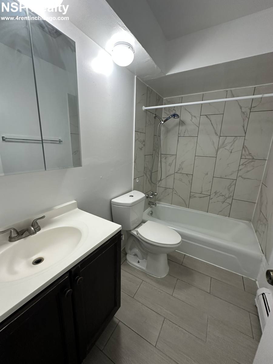 Apartment for rent at 1515 W Morse #308, Chicago, IL 60626