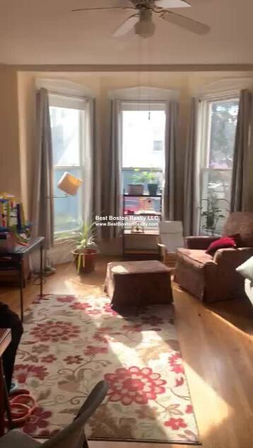 House for rent at 84 Walker #1, Newtonville, MA 02460