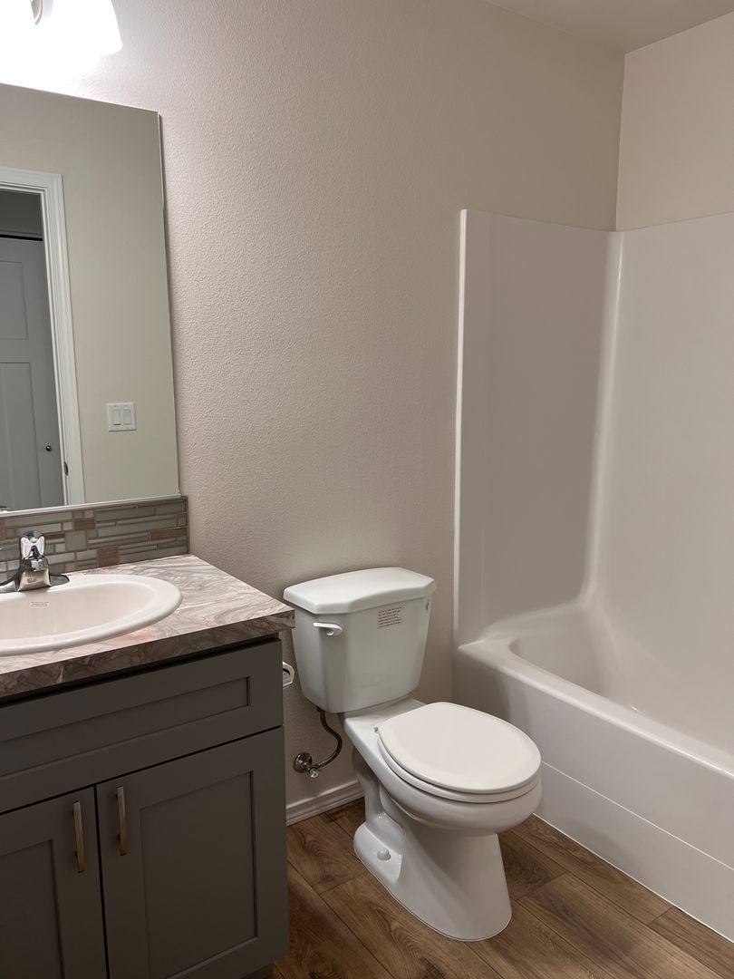 House for rent at 1410 Madison, Moses Lake, WA 98837