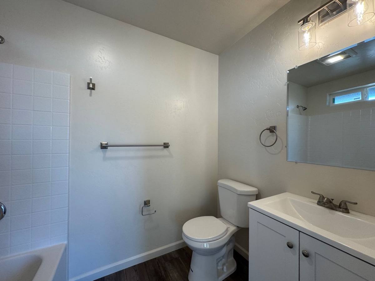Apartment for rent at 967 W Harris St, Eureka, CA 95503