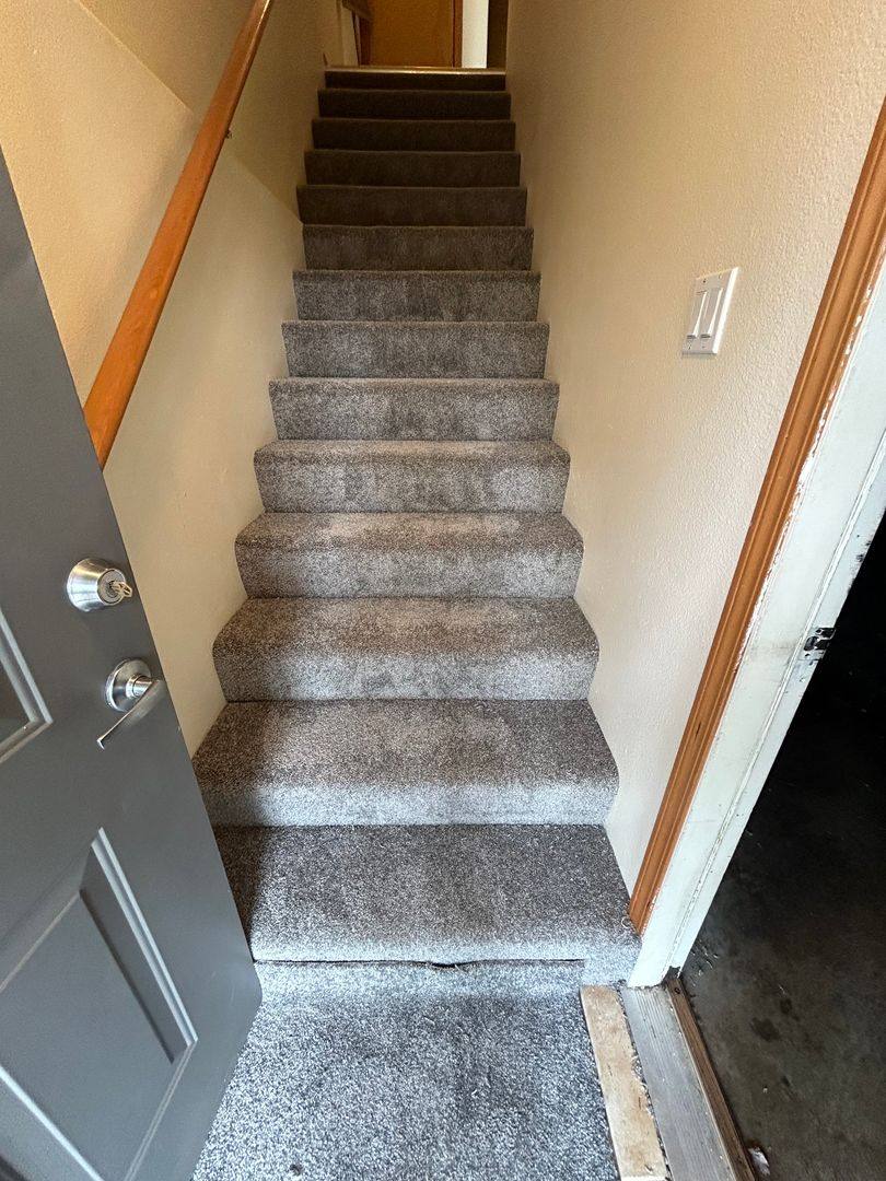 Townhouse for rent at 3412 SE Vineyard, Portland, OR 97267