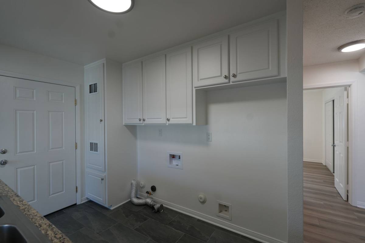 Apartment for rent at 5157-5205 1 2 Santa Ana St, Bell Gardens, CA 90201