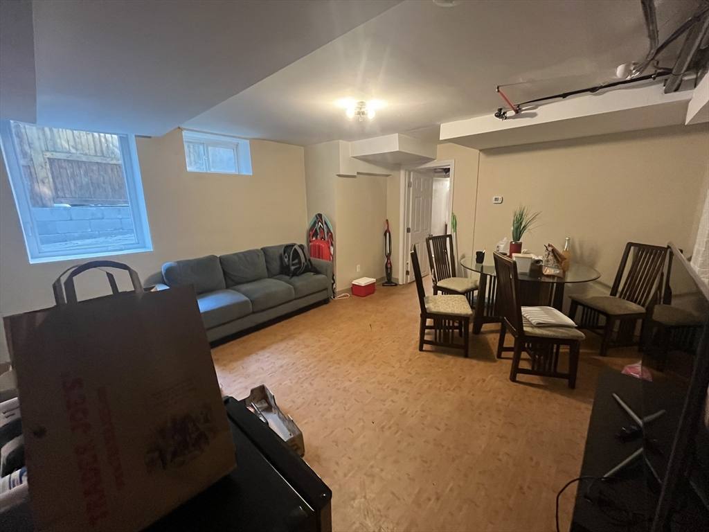 Townhouse for rent at 17-19 Putnam #17-A, Cambridge, MA 02139