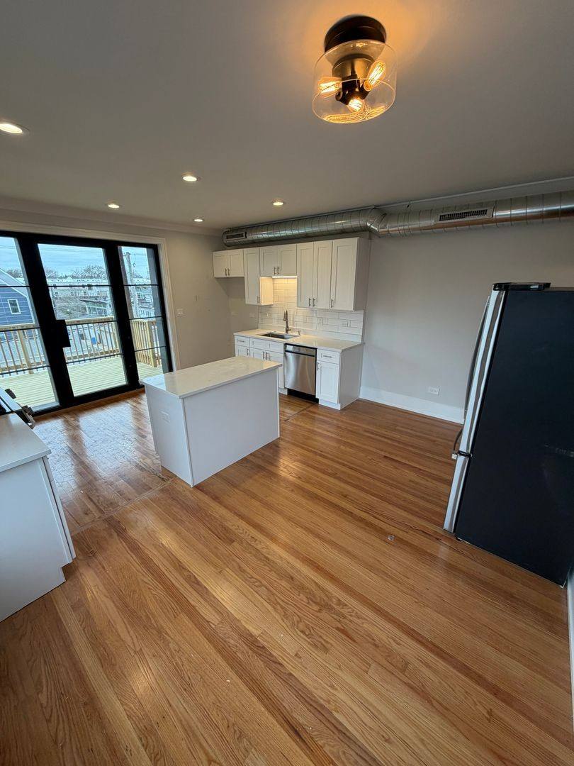 Apartment for rent at 4884 4886 N Hermitage - 4886-1N, Chicago, IL 60640