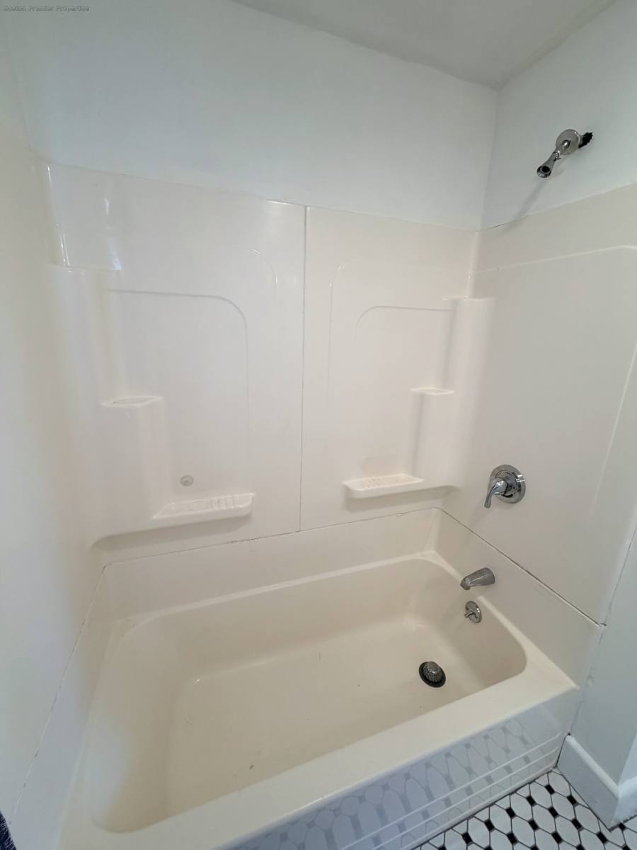 Apartment for rent at 15 Lawn Ave #15, Quincy, MA 02169