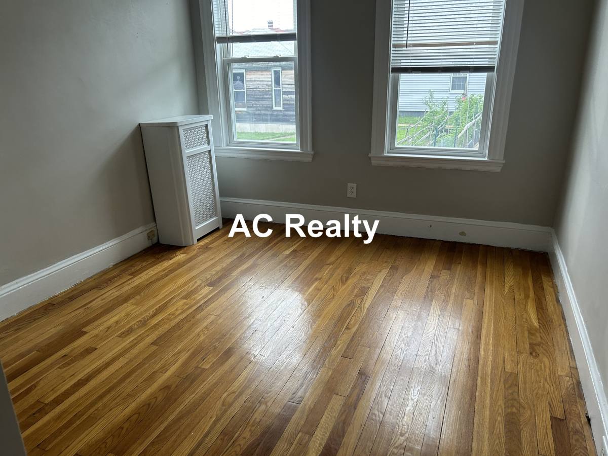 Apartment for rent at 506 Cross St #1, Malden, MA 02148