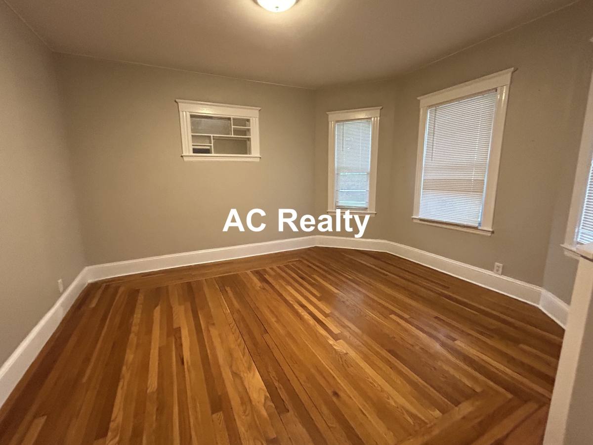 Apartment for rent at 506 Cross St #1, Malden, MA 02148