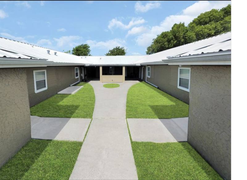 Apartment for rent at 1102 Ann St #4, Pasadena, TX 77506