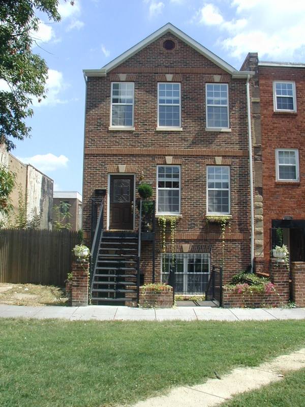 Apartment for rent at 1619 12th St NW #FIRST Floor, Washington, DC 20009