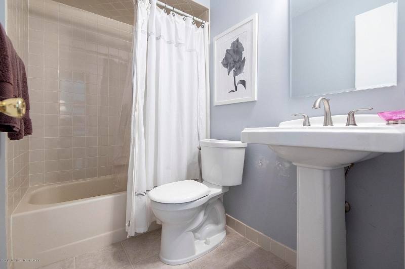 Apartment for rent at 185 Tulip Lane, Freehold, NJ 07728