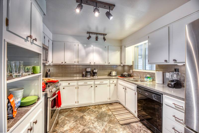 Apartment for rent at 35 Upham St, Lakewood Co #A, Denver, CO 80214