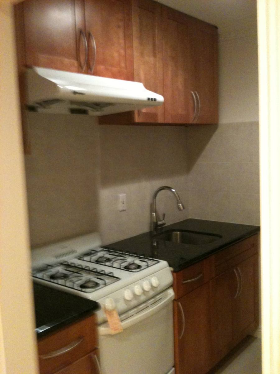 Apartment for rent at 1145 S Granada Ave, Alhambra, CA 91801