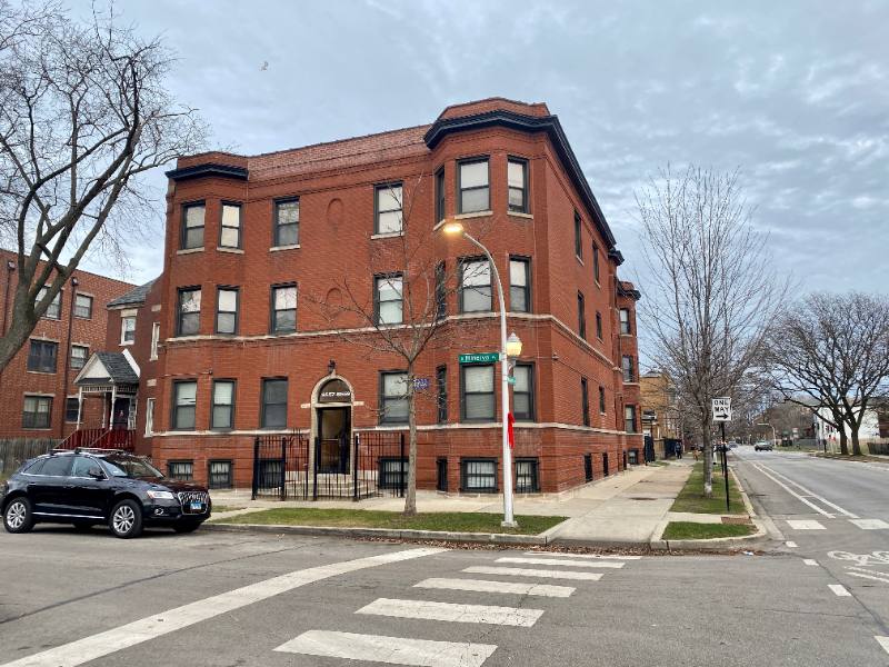 Condo for rent at 6557 S Minerva Ave #2A, Chicago, IL 60637