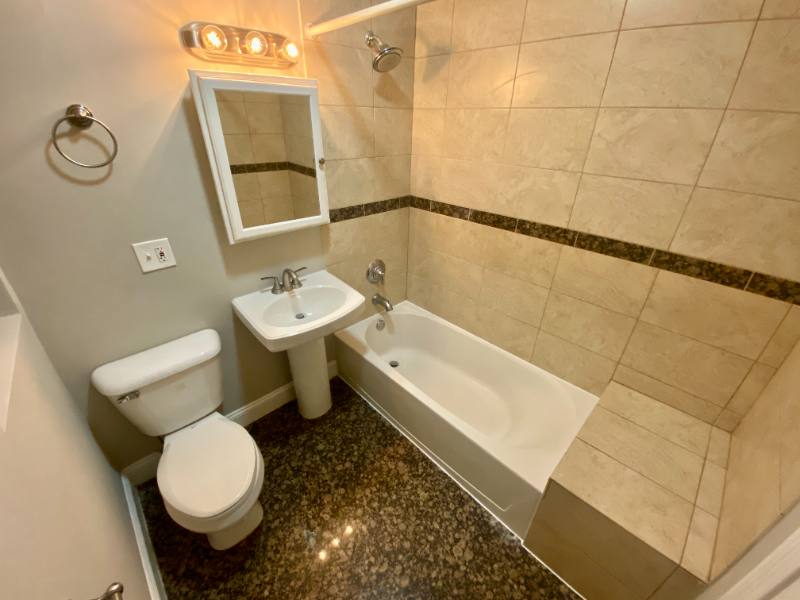 Condo for rent at 6557 S Minerva Ave #2A, Chicago, IL 60637