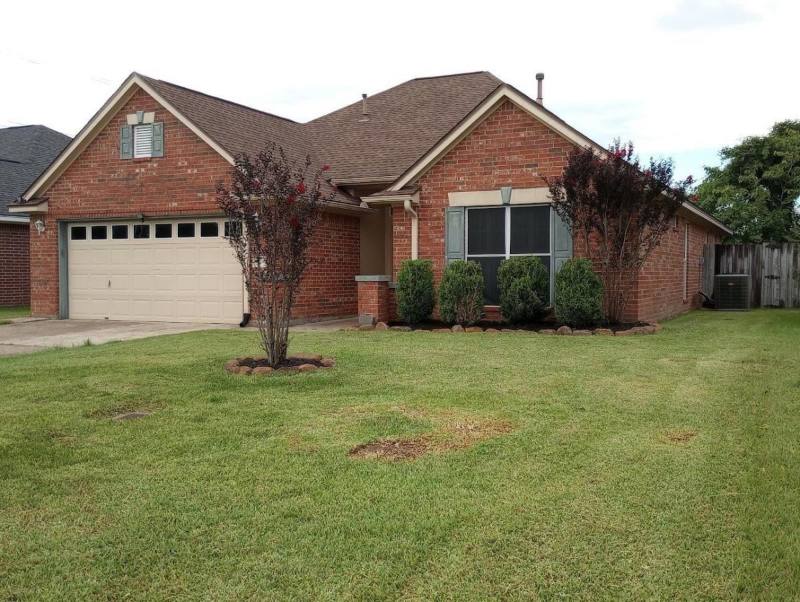 House for rent at 7996 Blue Bonnet Lane, Beaumont, TX 77713