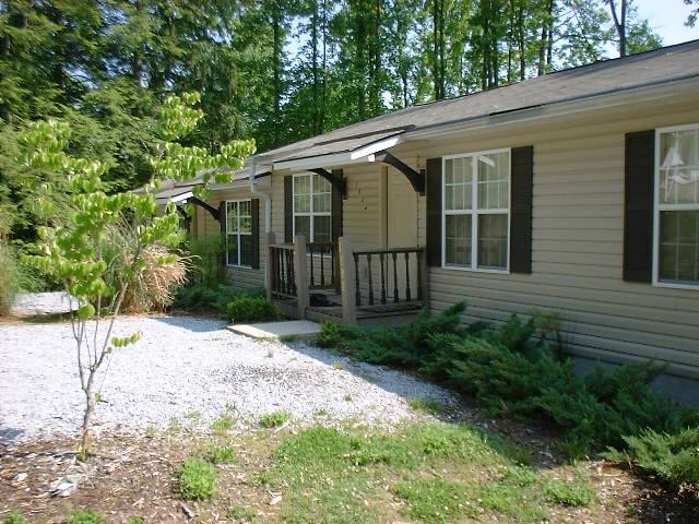 Apartment for rent at 1826 Lower Ridgewood Blvd, Hendersonville, NC 28791