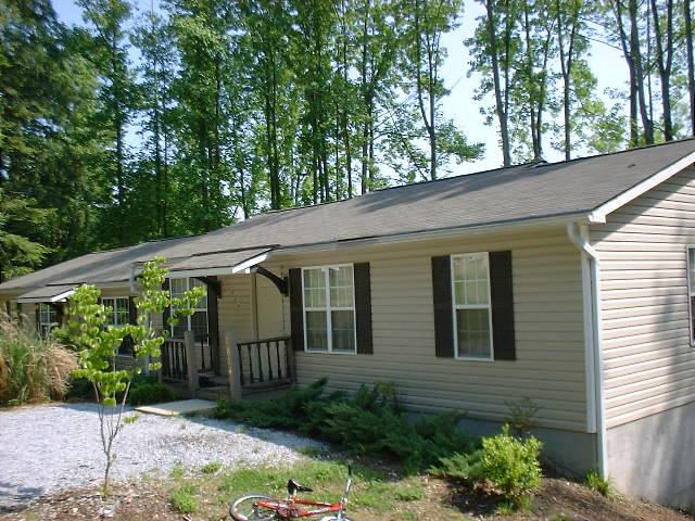 Apartment for rent at 1826 Lower Ridgewood Blvd, Hendersonville, NC 28791