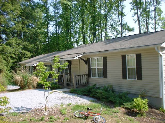 Apartment for rent at 1826 Lower Ridgewood Blvd, Hendersonville, NC 28791