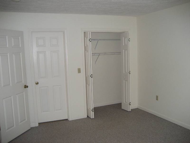 Apartment for rent at 1826 Lower Ridgewood Blvd, Hendersonville, NC 28791