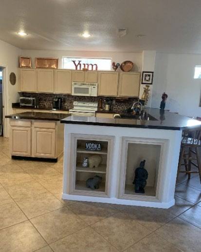 House for rent at 20046 N Hearthstone Dr, Surprise, AZ 85374