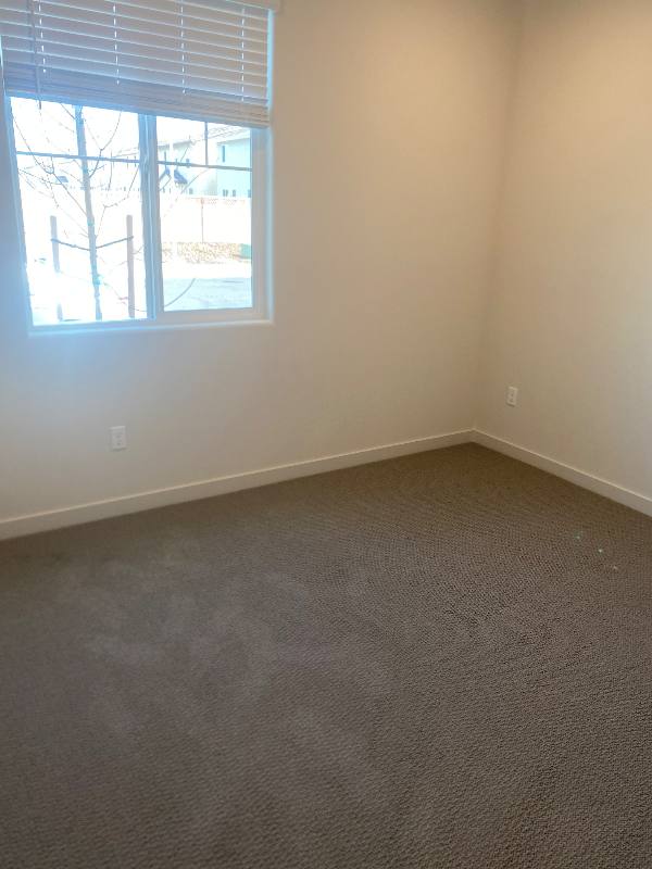 House for rent at 653 Barrett Lake Rd, West Sacramento, CA 95605