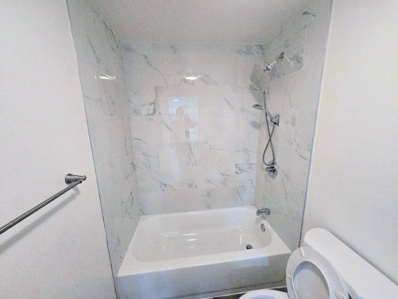 Apartment for rent at 843 S Ardmore Ave #102, Los Angeles, CA 90005